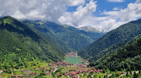 Rize Günübirlik Turlar: Uzungöl Turu ile Karadeniz’in Kartpostallık Güzelliğine Yolculuk